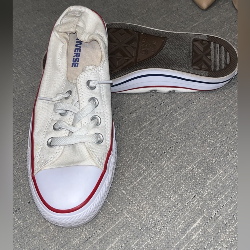 Off white Converse Chuck Taylor women’s size 7